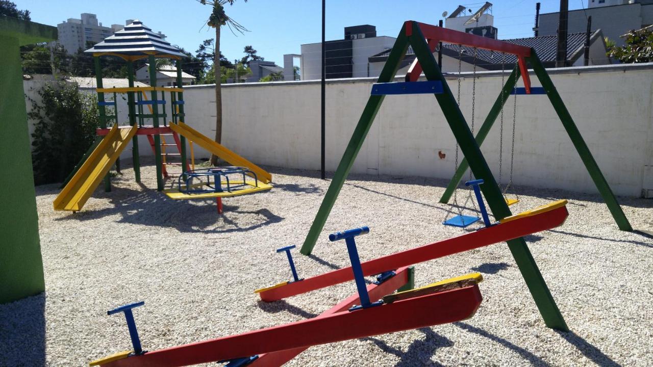 Apt 300 M Da Praia Proximo Ao Beto Carrero Piçarras Kültér fotó
